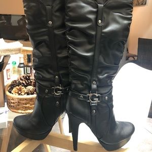 Guess Platform Boots
